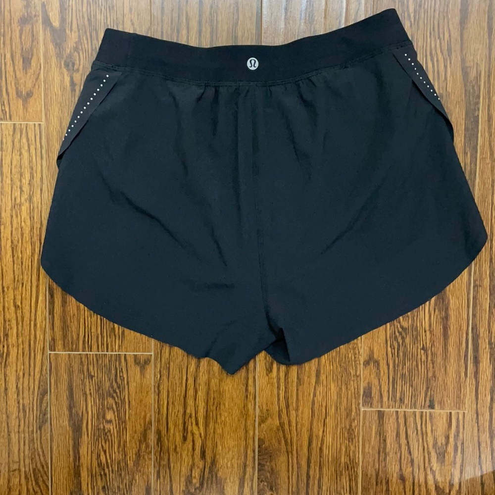 Lululemon find your pace lined high rise short 3”